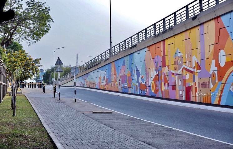 AfricaFactsZone's tweet photo. Street art in Accra, Ghana. https://t.co/bSiHA245Ed