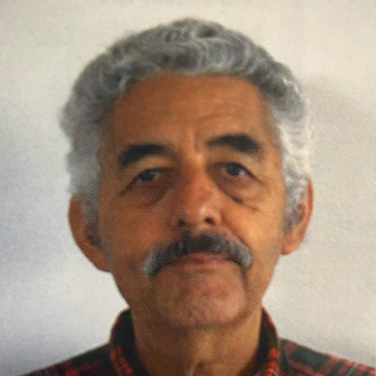 JesuitsGlobal's tweet photo. "I am shocked and saddened by this news. My thoughts and prayers are with the #Jesuits in #Mexico and the families of the men. We have to stop violence in our world and so much unnecessary suffering" - Fr Arturo Sosa on the murder of Javier Campos and Joaquín Mora #StopViolence https://t.co/S5E0WmkXU7
