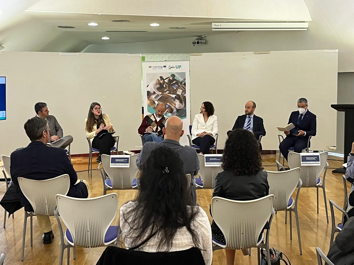 CamaraCompostela tweet media