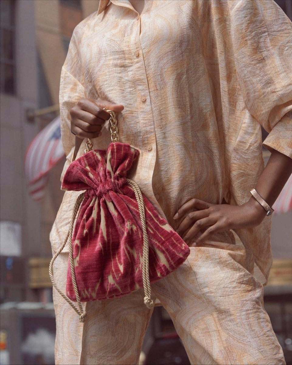 Precious details to have. Discover more about our Salizada bag at the link in bio.

#effei