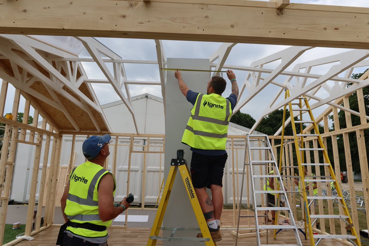 UKIgnite's tweet photo. Our events team have been busy setting up and installing our newly designed Ring branded home, over the weekend.
All will be revealed…
#weareignite #igniteevents #eventsteam #GoodwoodFOS #Ringfos @ring @fosgoodwood #goodwoodfos2022 https://t.co/K7f5hnjMqn