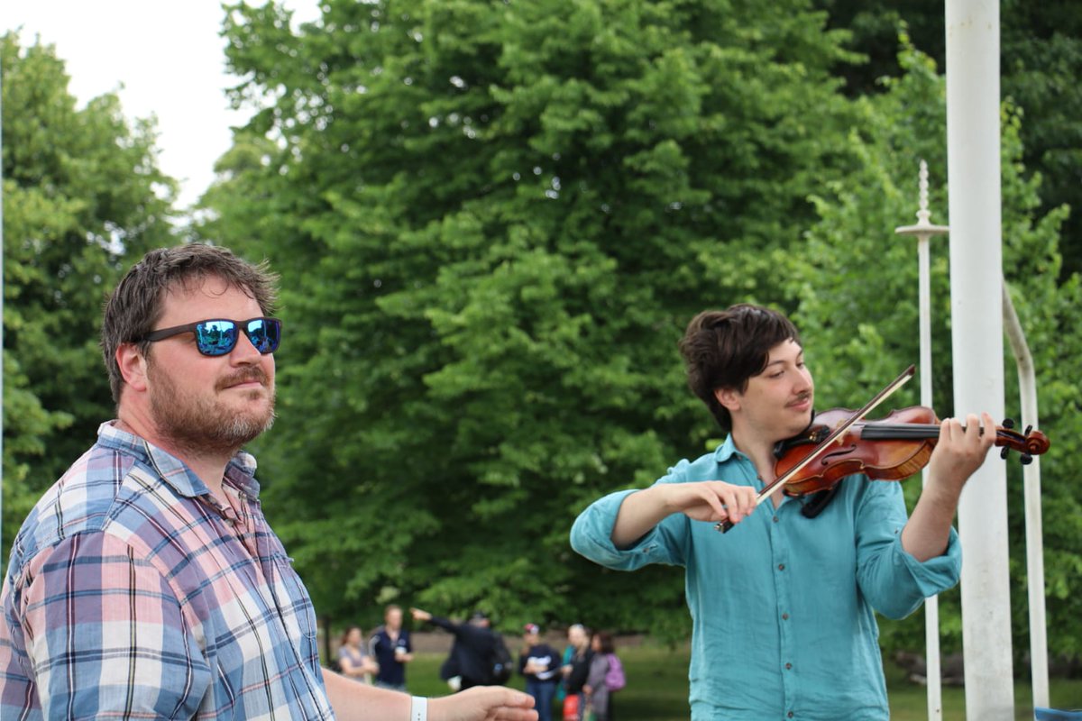 IC String Ensemble tweet media