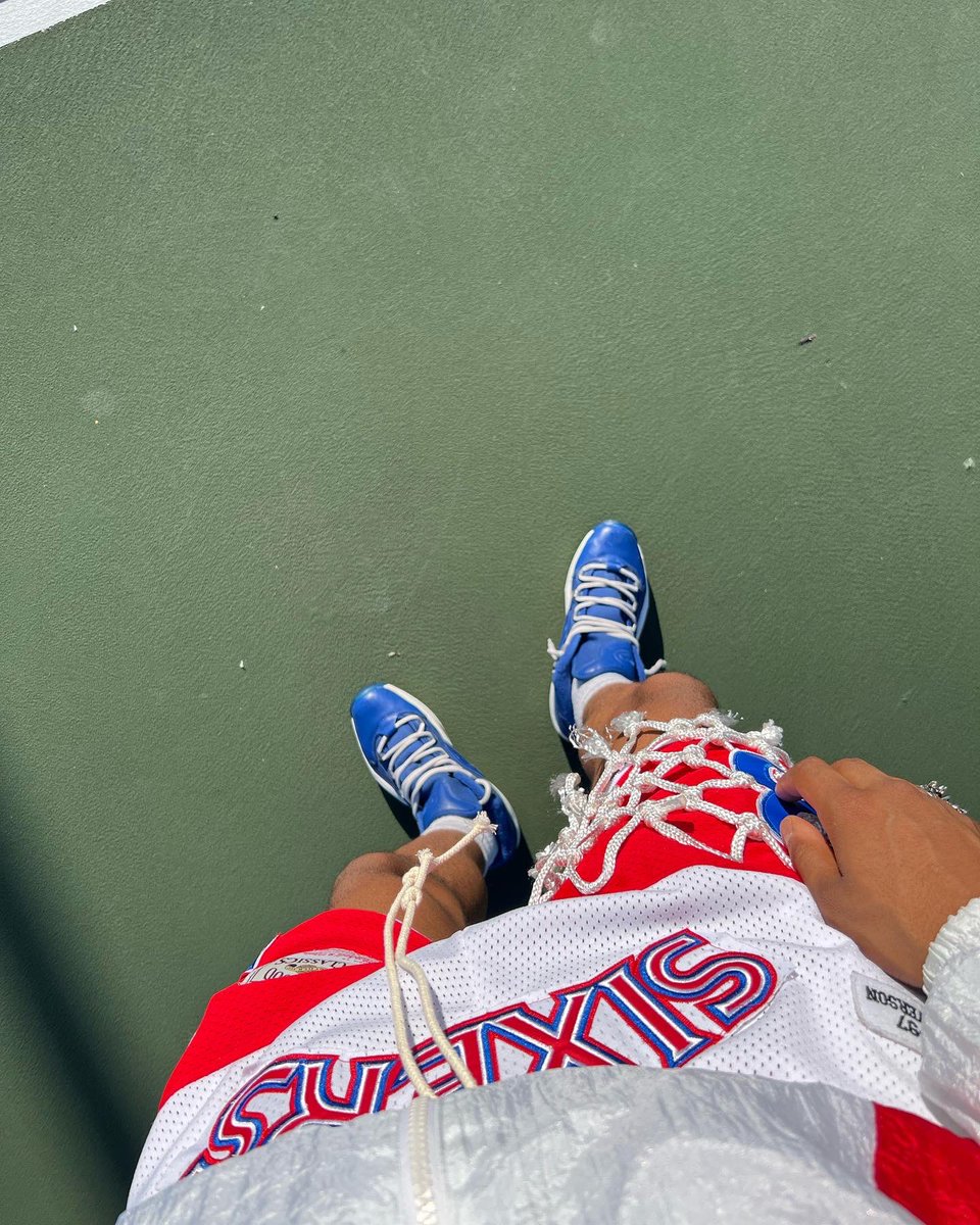 Jayemade_'s tweet photo. Nutin but net series? #alleniverson #NBA75 #nba #shorts #76ers #Philadelphia76ers #ai #ai3 https://t.co/bBQETrsR17