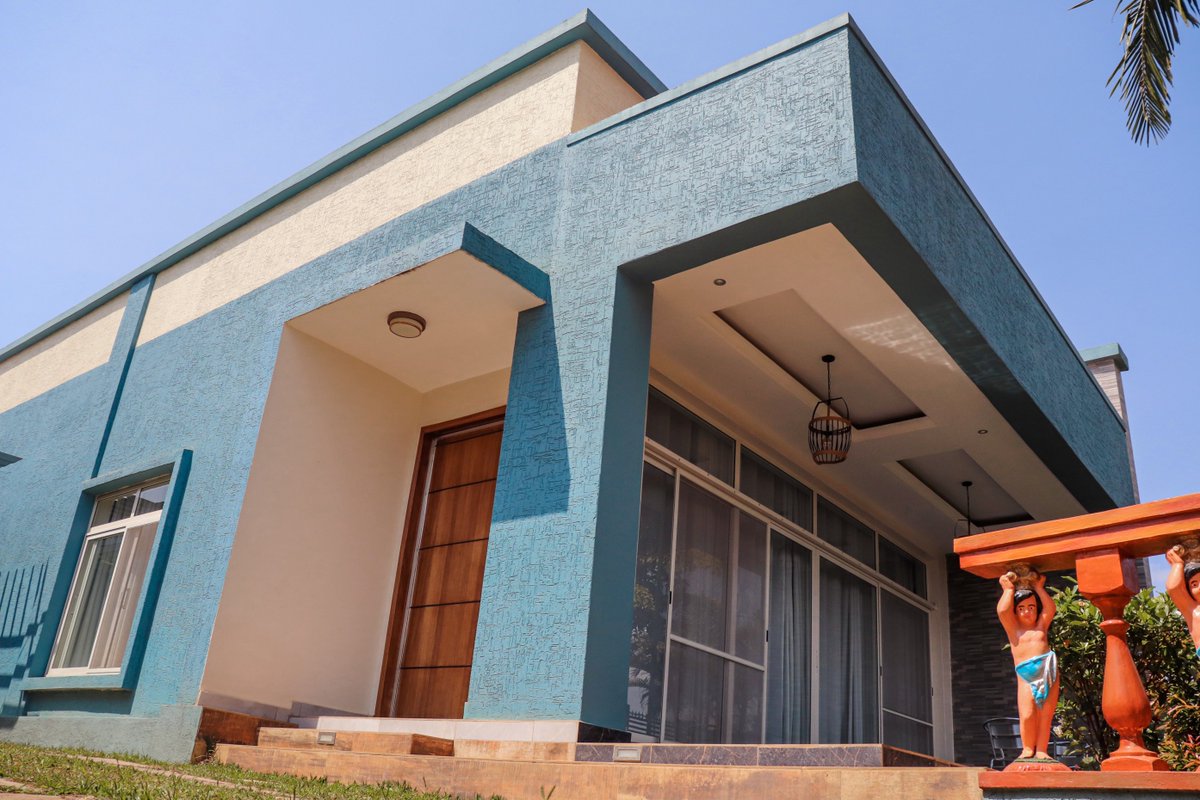 fdg_africa's tweet photo. #tuesdayreality
#CHOGM2022
2020's finest (a modern single floor home in Gikondo)
We renovated this home to reflect simplicity and the clean straight lines.
Like & Share
#FDGAfrica #architecture #construction #design #interiordesign #designthinking #RwOT #Kigali #Rwanda https://t.co/xfagLTW3x6