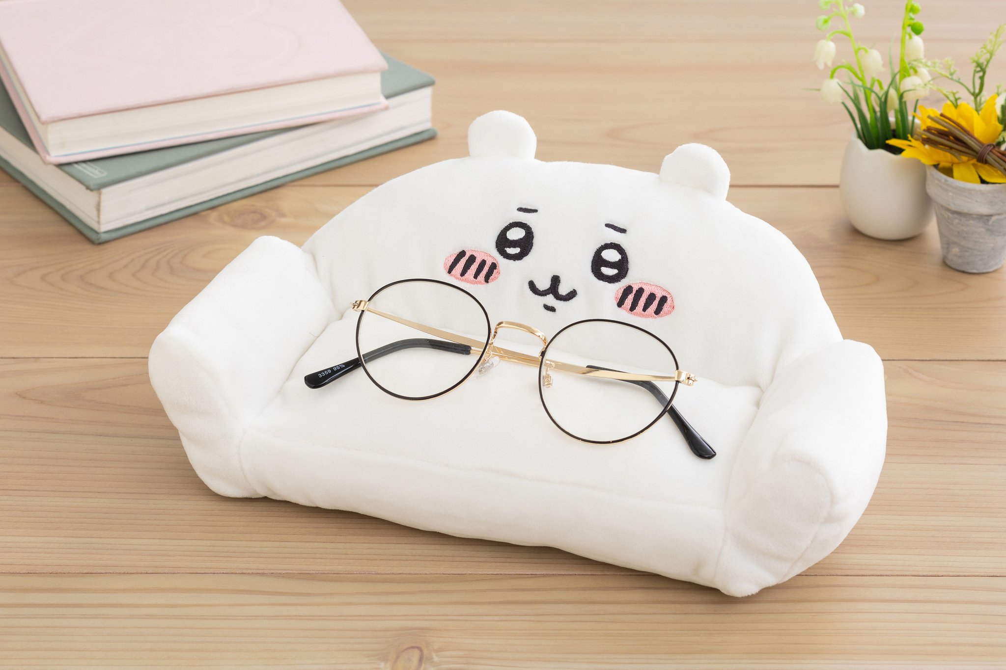 ちいかわ　ソファ　レア 非売品】ちいかわ ぬいぐるみミニソファー ちいかわマーケット