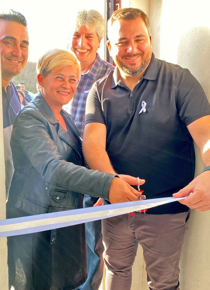 WalterGhione's tweet photo. 𝗜𝗡𝗔𝗨𝗚𝗨𝗥𝗔𝗠𝗢𝗦 𝗘𝗟 𝗟𝗢𝗖𝗔𝗟 𝗗𝗘 𝗨𝗡𝗢 𝗕𝗔𝗜𝗚𝗢𝗥𝗥𝗜𝗔.

Ayer el gran equipo que tenemos en @BaigorriaUno abrió su local político. Un espacio comprometido con los #Valores y #principios

Estamos felices! 
Crece @unoargentinaok 💪🏻 https://t.co/xXls6cxVwq