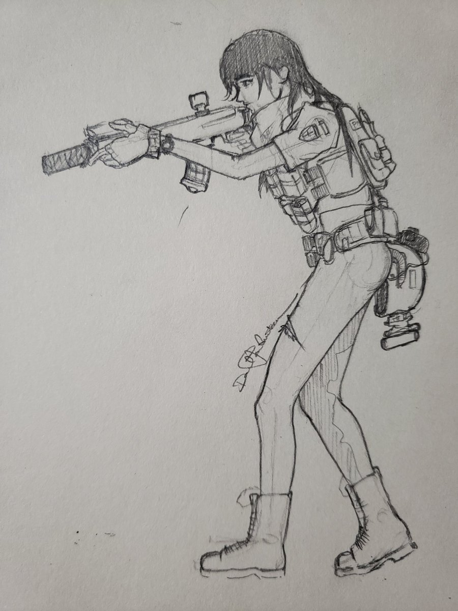 steadyandstill's tweet photo. "I got eyes on armed tango, 20 meters. Permission to engage, over." https://t.co/H7EqBScyzC