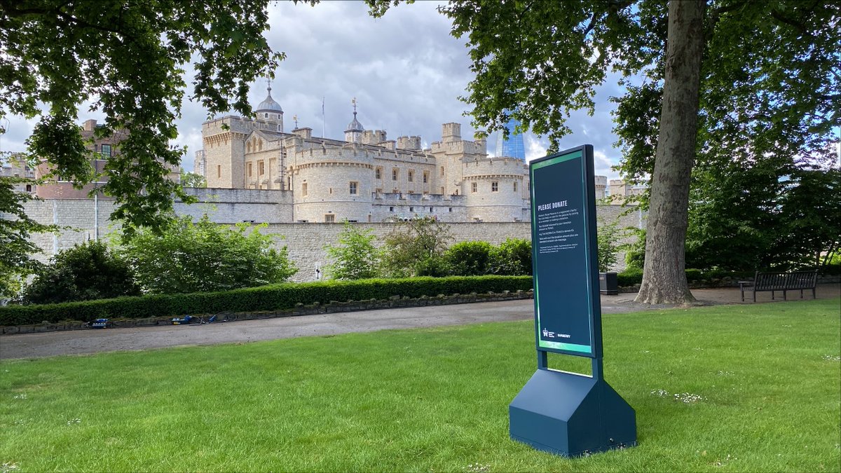 Flint-based signage provider, isGroup Signs, recently produced wayfinding signage for a special Superbloom Platinum Jubilee event being held for four months at The Tower of London. 

signlink.co.uk/News/Industry/…

<a href="/isGroupSigns/">isGroup Signs</a> #wayfinding #signage #platinumjubileecelebration