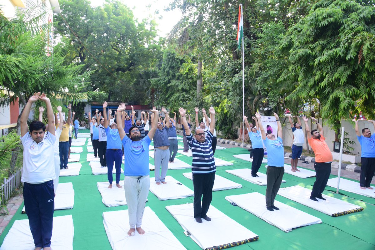 CGST Lucknow organized a Yoga Session on 21st June at GST Bhawan, Lucknow, on the occasion of 8th #InternationalDayofYoga on the theme of ‘Yoga for humanity’
<a href="/cbic_india/">CBIC</a>
#YogaDay 
#YogaForHumanity