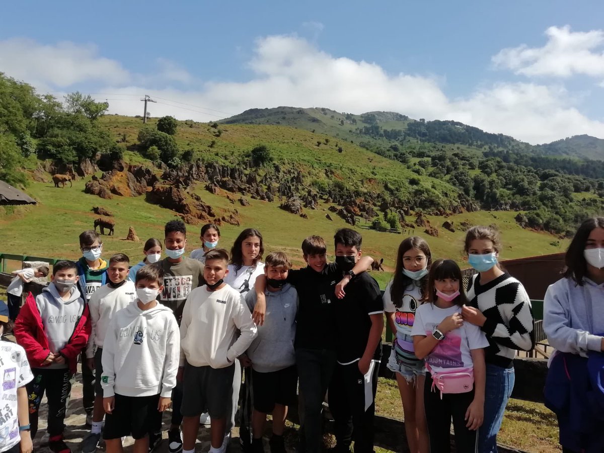 InmaculadaPonfe's tweet image. ¡¡Los alumnos de sexto han llegado a Cabarceno🐘!! ¡Y hace ☀!

#ExcursiónEscolar #ExcursionesFinDeCurso #concepcionistas