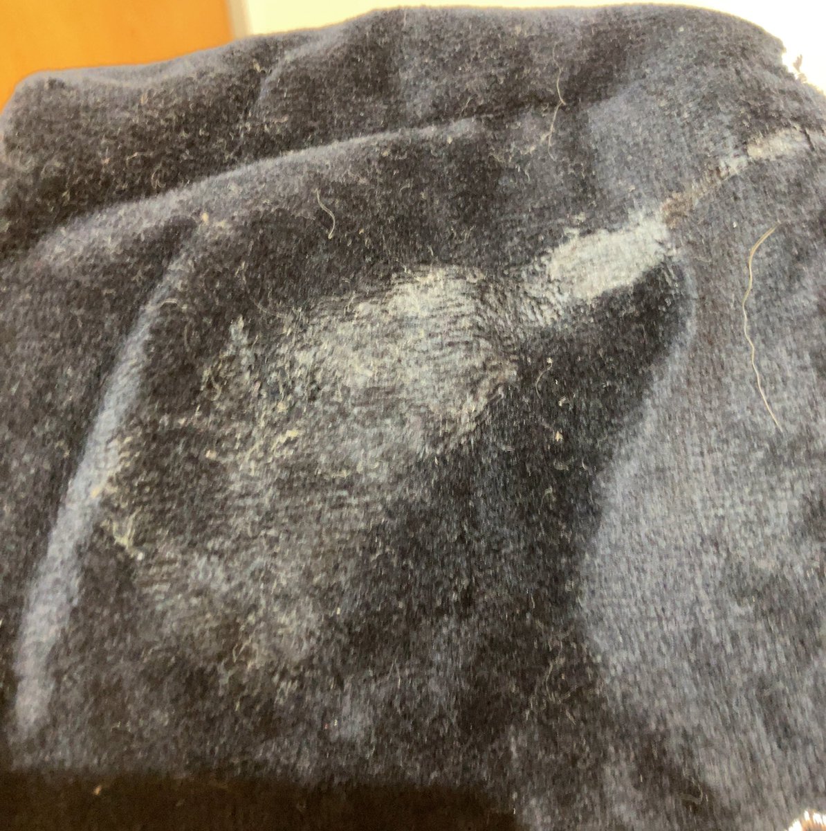 bukkake09's tweet photo. 以前ぶっかけたハンカチ洗っても取れなかったみたいで、それでも使ってるの興奮しました
#私物ぶっかけ https://t.co/5TDHEFH5Mv