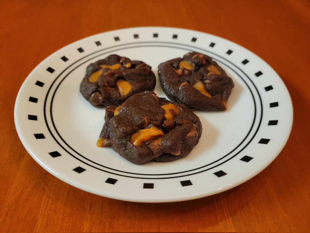 STEM_Chang's tweet image. Thanks to _kakesbykate (instagram) for the macarons yesterday. To pay it forward today, I'm giving a turtle cookie to anyone who can tell me who is _kakesbykate. @bcssbucks @YearbookBcss @BCSSTech @bcss_medlife @CodingatBCSS @BCSSARC @BCSSLink @principalbcss