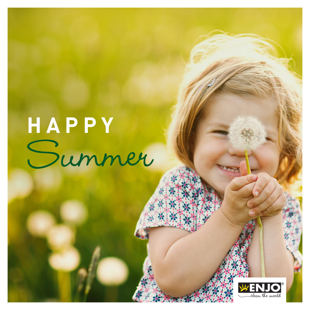 Summer has a flavour like no other.  Always fresh and simmered in sunshine. 
~Oprah Winfrey

Happy first day of summer!