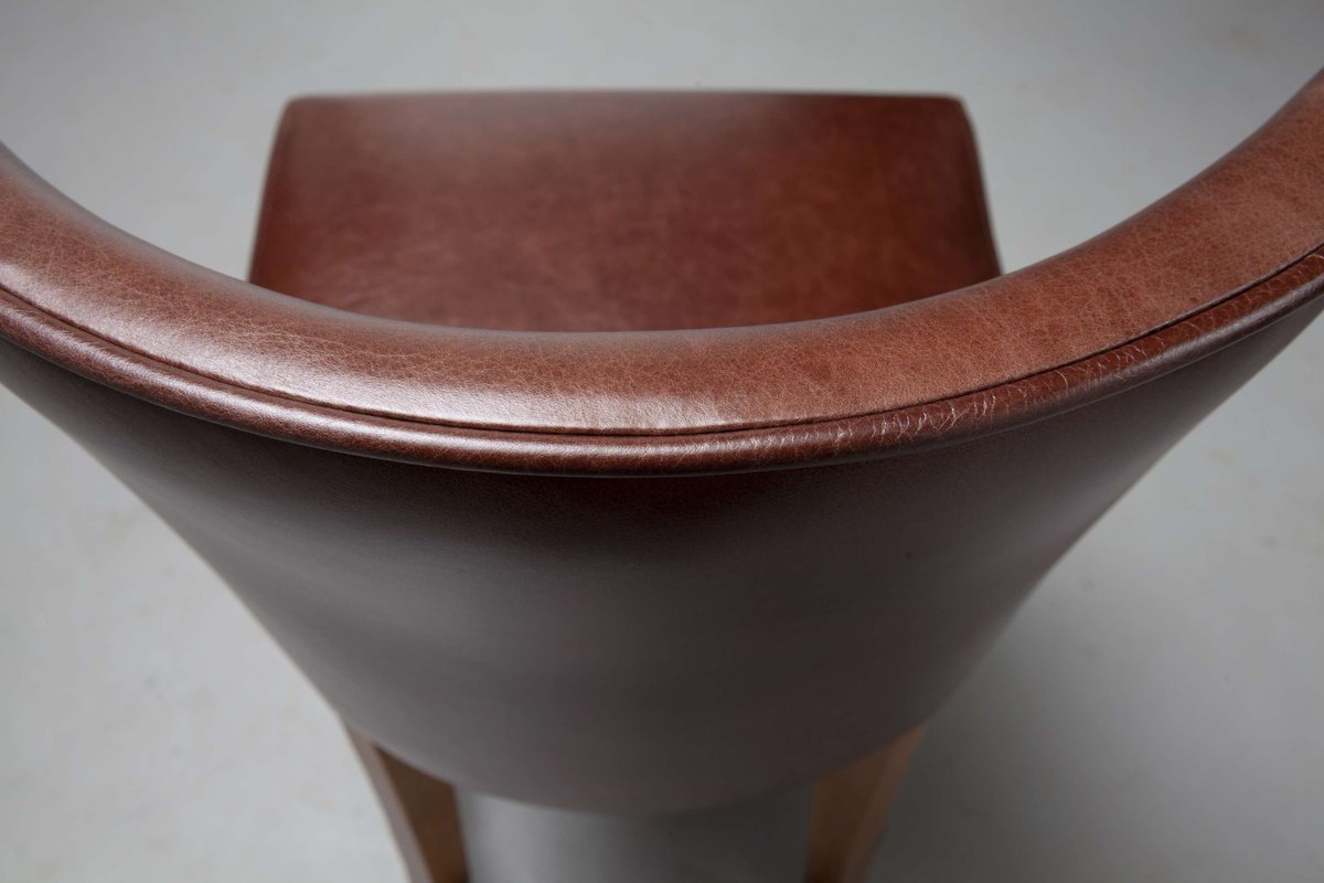 thechairpeople's tweet image. We love the timeless elegance of our Milano Petite Bar in @crestleather Old English. These leathers are designed to allow the natural marking variations of the leather to show through to the finish coat. This #barstool design is beyond #stylish. #crestleather #interiordesign