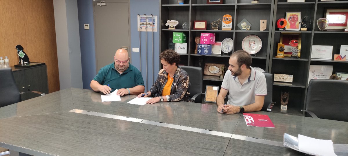 COCEMFE Castelló, ha suscrito, con el Excelentísimo Ayuntamiento de Onda, un convenio de colaboración, para la promoción y fomento, de la actividad deportiva , por importe de 3.000 €, un apoyo esencial para todas las iniciativas, que nuestra entidad posee en la localidad de Onda