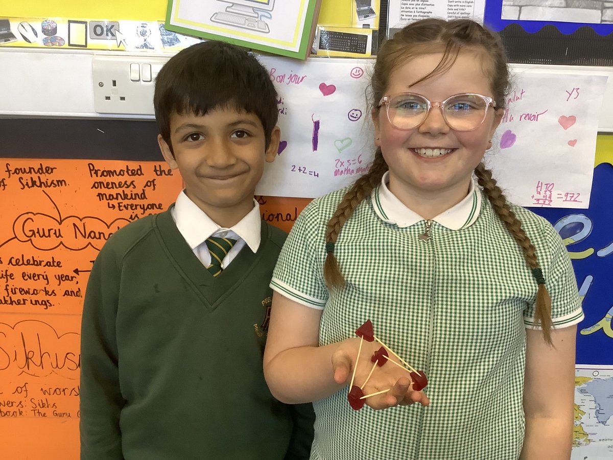 PeelParkClass12's tweet photo. We have loved making 3D shapes with sticks and sweets in maths today! 🍬 https://t.co/lSvPgBsKkg