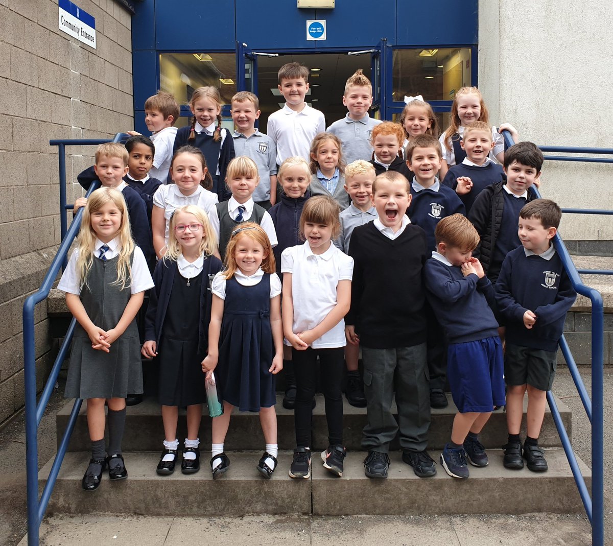 Miss Mitchell tweet media