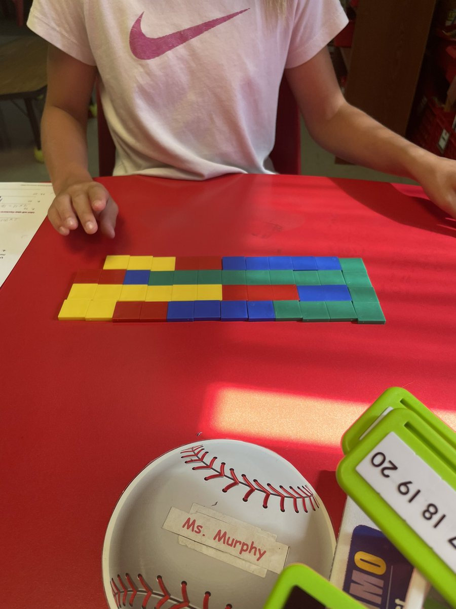 Team_112_Murphy's tweet image. @officialSPS my kiddos love getting pulled out of their #spsexplore class to come focus on math for 30 minutes. We have great discourse and always use manipulatives from @hand2mind . #lovemyjob @h_parsley @MrsBaldwinning