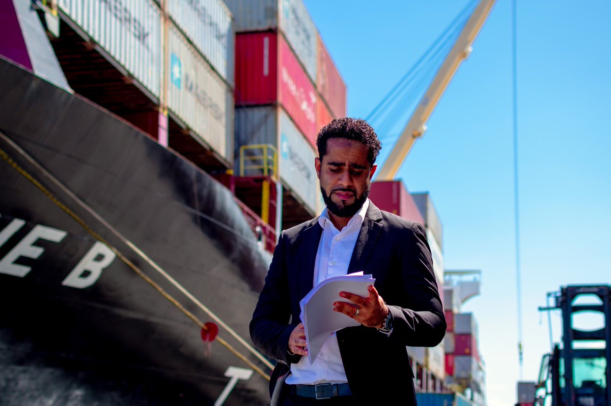 FumbaTown's tweet image. Port of Zanzibar: Better times ahead?

“We have a plan”, says the new management of Zanzibar’s notorious bottleneck

Subscribe to our blog section for more info on the article: fumba.town/fumba-times/

#TheFumbaTimes #ThinkGlobalActLocal #NewestEdition #Lifestyle #Gazete