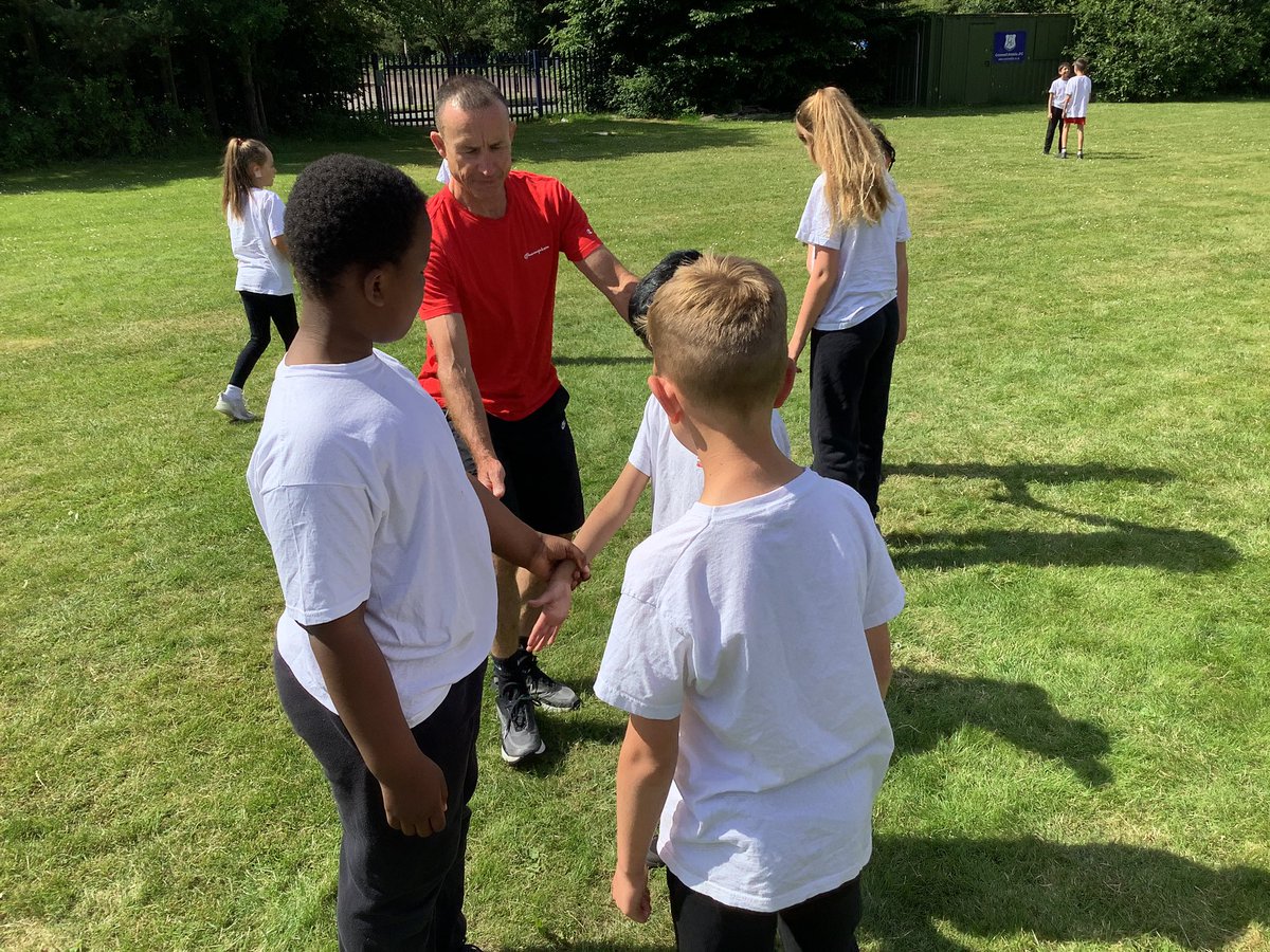 StPhilipsY6B22's tweet photo. Year 6 took part in a personal safety workshop run by Judo Education. Run, yell, tell! #teamstphilips https://t.co/CpGjsLrWPh