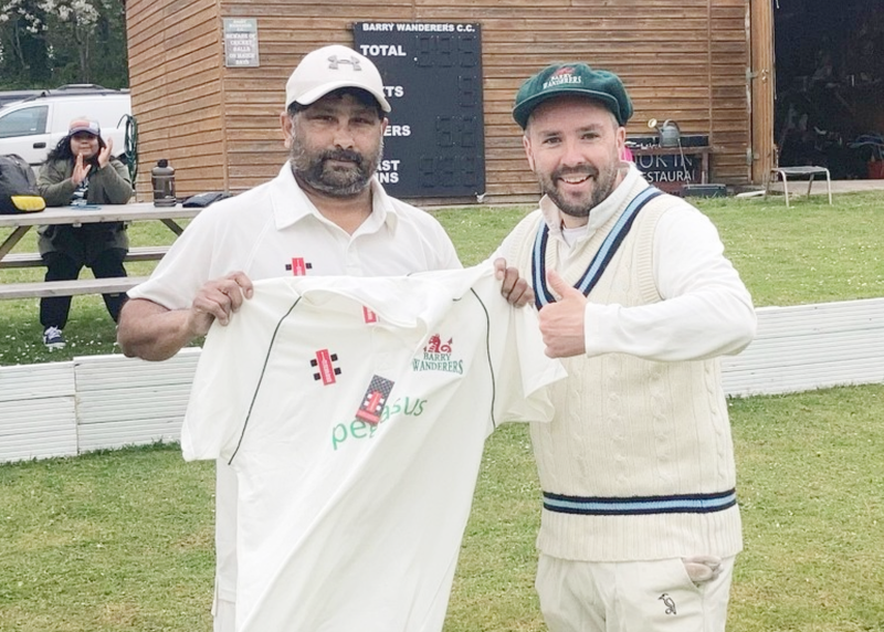 Wanderers post a big total – but then the rain arrives.

SPORT | Cricket:

Barry Wanderers CC were left frustrated on Saturday, 18th June, as their SEWCL Division 8 clash with Tredegar was abandoned due to rain. 

One  #Cricket #GlamorganStar #Sport

glamorganstar.co.uk/barry-wanderer…