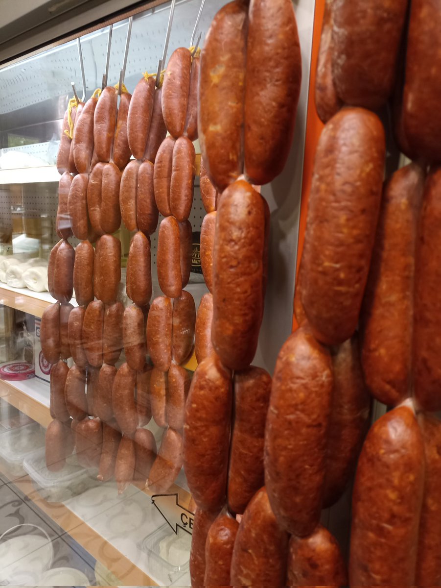 3 kğ kasap sucuk
Az acılı çık lezzetli
% 💯 dana doğal ve katkısız
Kargo dahil 
Sadece 💥💥500₺💥💥