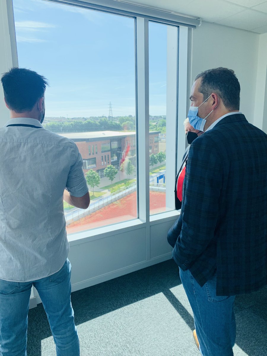 MedTech_P4SY's tweet image. View of “#P4SY Base Camp” @OLPSheffield with @kinetikoshealth 

Thanks @SHU_AWRC @Jamie_S_Young Caroline Dalton &amp;amp; Chris Low for the tour 

@capenterprise @WeAreTEAMSY