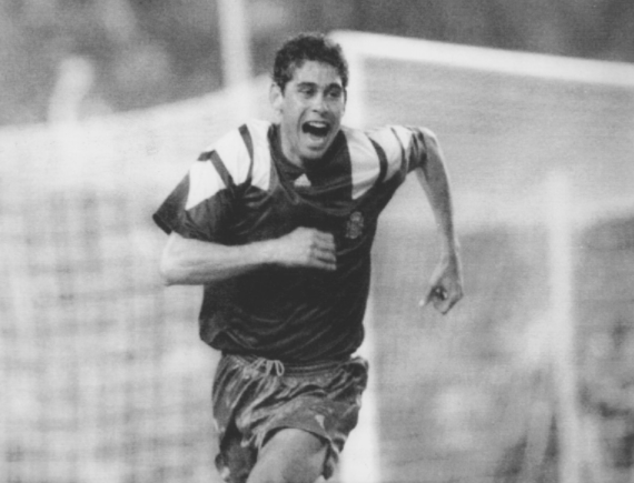 renaldinhos's tweet photo. Hilo:

Juan Señor a Malta, Fernando Hierro a Dinamarca, Alfonso Pérez a Yugoslavia, Andrés Iniesta a Países Bajos... los diez goles más gritados de la historia de la selección española de fútbol ordenados cronológicamente. ¿Cuál es el tuyo? https://t.co/4vjV3yMr3E
