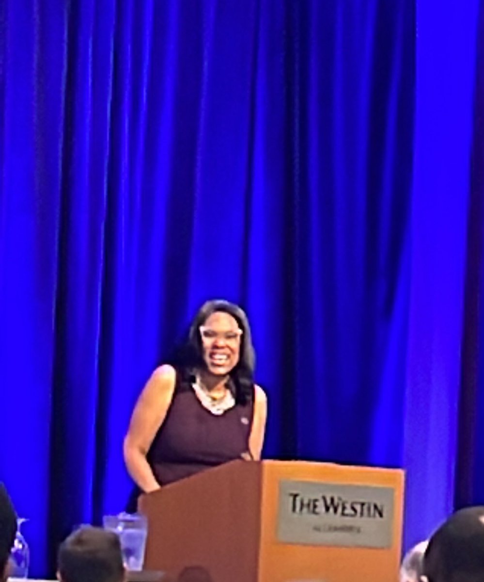 Julie Snyder tweet media