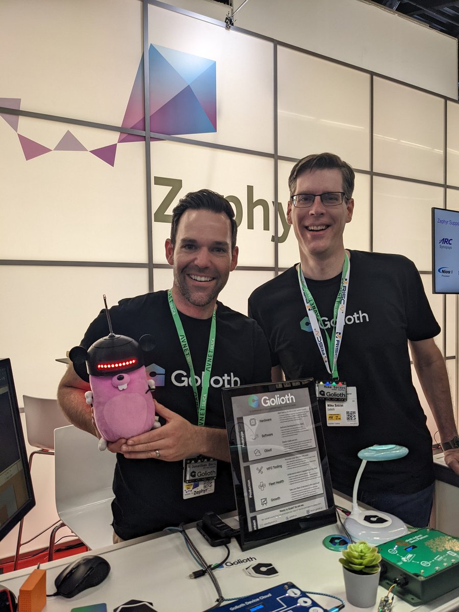 Awesome TinyGo friends @golioth_iot at @embedded_world #tinygo #golang #iot #ew22