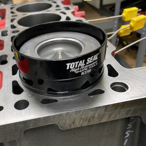 SealTotal's tweet image. #TechTuesday - To stay ahead, you must keep pushing forward. #AlwaysTesting

#Diesel #Engine #Line2Line #Coatings #Piston #PistonRing #TotalSeal