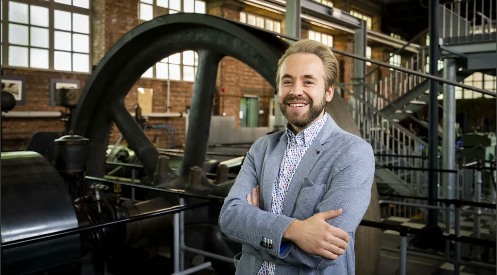 YoungCeramists's tweet photo. The number of countries with a YCN Representative is growing, so today I'd like to give a shoutout to Nick Goossens, the new YCN Representative of Belgium! 🥳
Learn more about Nick and his research in the field of MAX phases here https://t.co/rVq4FyavlK
#ECerS #JECSTrust https://t.co/pI2t8chAru