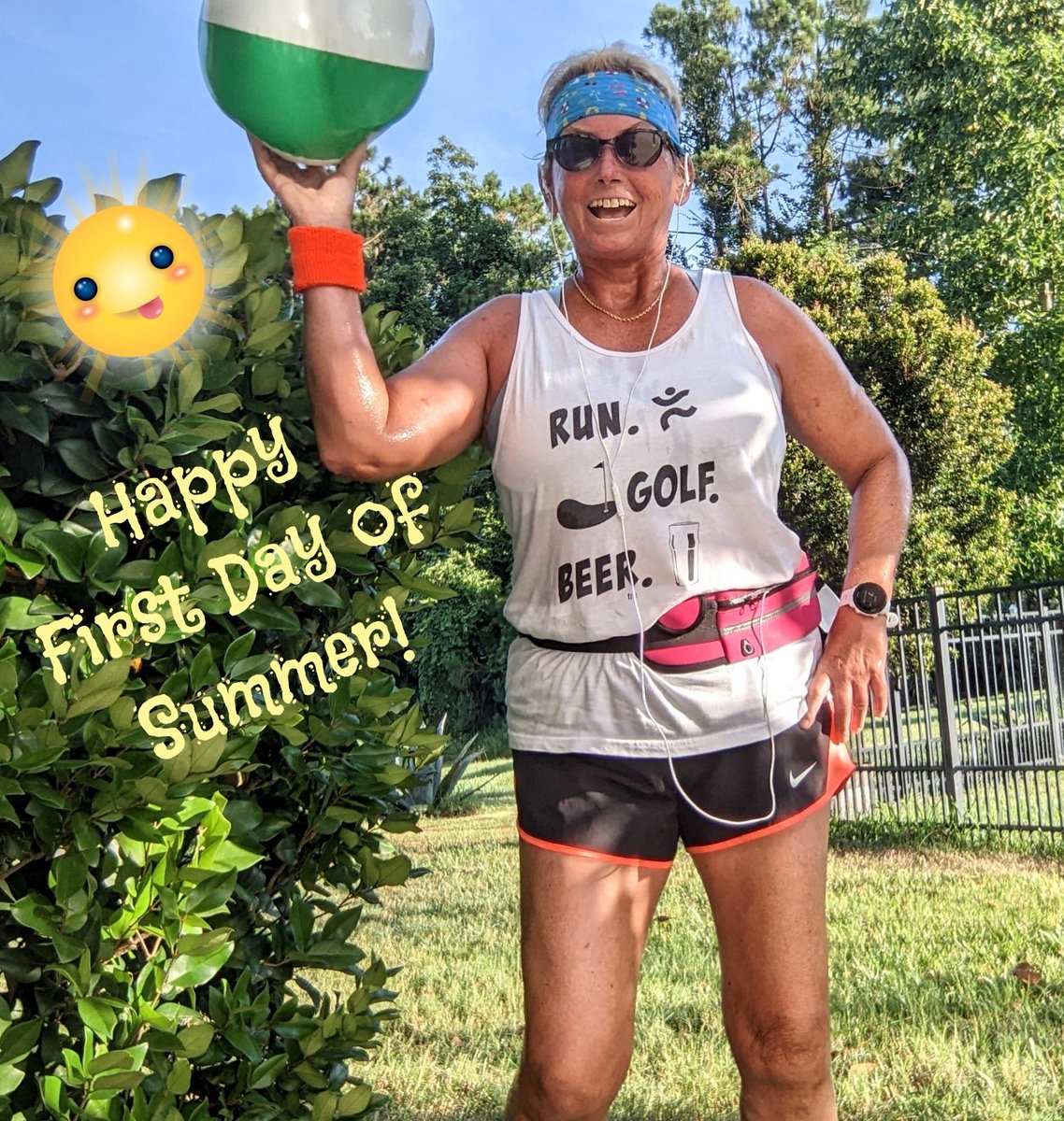 BrewNymph's tweet photo. Happy #firstdayofsummer 😍☀️ Kinda felt like a Fall day out there on the #morningmiles today 🏃‍♀️ #stayhealthy #keepmoving #getyoursteps and drink water! 💧😍 #running #intervaltraining #fitness https://t.co/Lm8yxt3OpX
