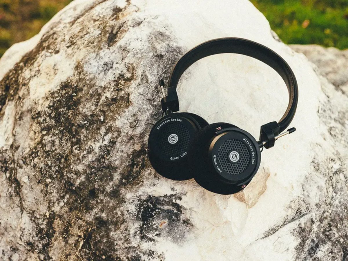 moonaudio's tweet photo. Grado: making quality handmade #headphones the same way since day one. Read our complete guide to #Grado here: https://t.co/6ekaRyA993
#MoonAudio #GradoHeadphones #Timeless #HeadphoneGuide #Audiophile #HighFidelity #TheMoreYouKnow #HeadphonesofInstagram #MusicIsLife https://t.co/UKIqXBiLHy