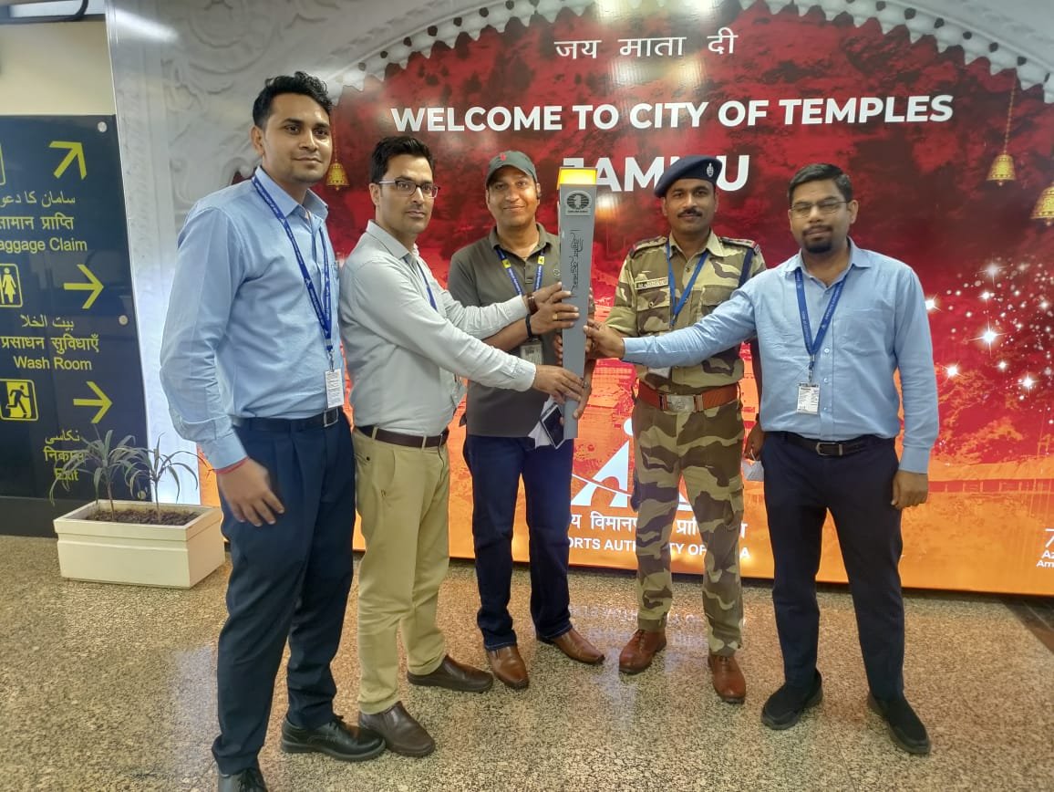 aaijammuairport's tweet photo. First ever torch relay of Chess Olympiad which was inaugurated by the Hon'ble Prime Minister of India, Sh. Narender Modi at New Delhi on 19.06.2022 reached Jammu Airport on 21.06.2022 for its onward journey to Amar Mahal and then to Lakhanpur. @AAI_Official @aaiRedNR @RHQ_PR https://t.co/sQnKBW30A8