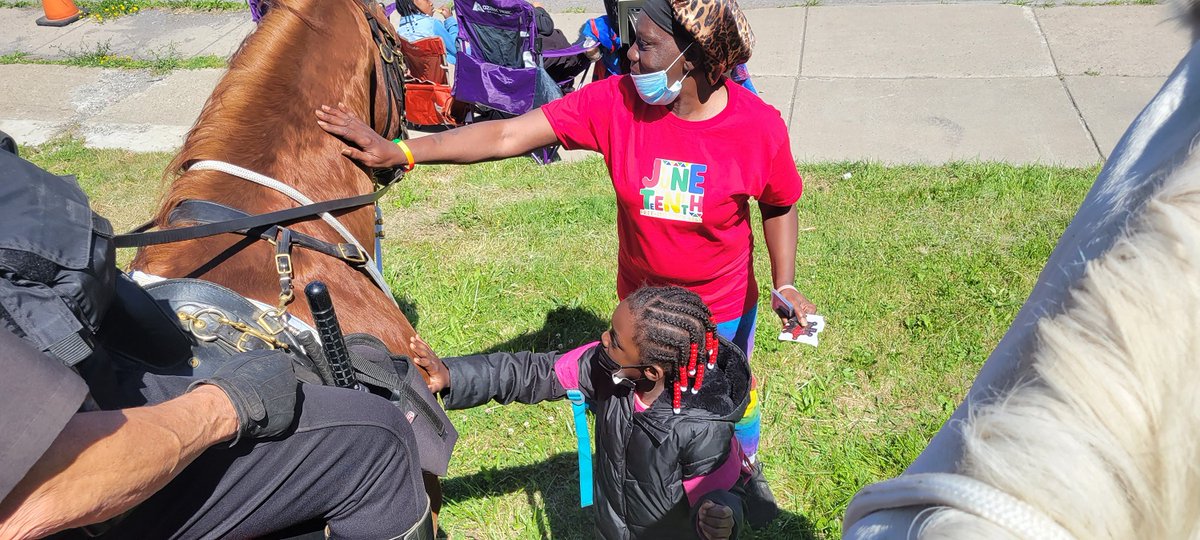 ErieCoSheriff's tweet photo. The Sheriff's Mounted Reserve Unit rode in the Juneteenth Parade this weekend https://t.co/5U1RTQgn4H