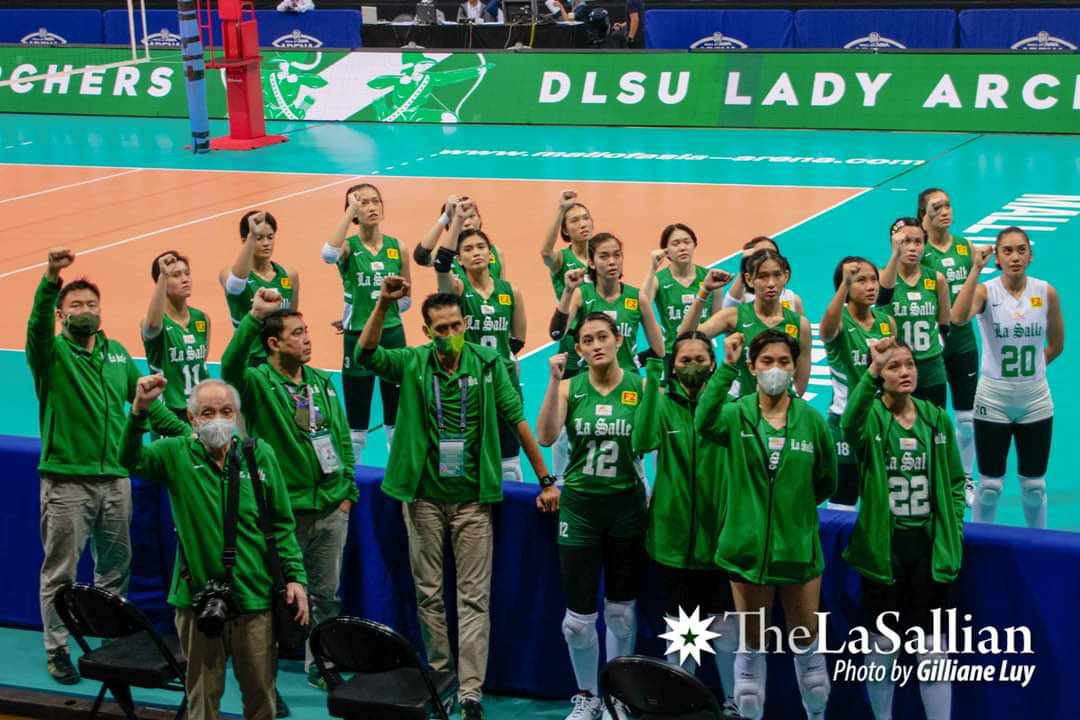 AnimoAflame's tweet image. YOU DID GREAT, LADY SPIKERS! SO PROUD OF YOU! 

You may not have won the championship but, you still made us proud for being back in the finals. Nothing to be ashamed of, we know you did your best and you worked hard for this. Let’s come back stronger next szn 💚🤍

#AllHeartDLSU