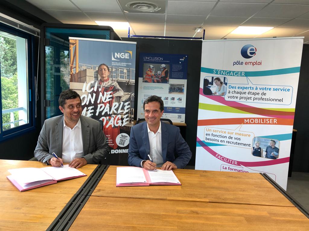 cassado_m's tweet photo. Fière d’accompagner ce partenariat innovant pour faciliter les recrutements dans le #BTP avec une entreprise clé du secteur, le @groupe_NGE pour permettre notamment de diversifier les profils 🔎https://t.co/F3CS7TNPOh #ExpertisesdAvenir @NicolasConard  @CCIPAYSARLES https://t.co/vJiN1ReJxR