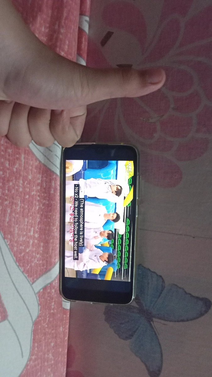 mukhang ano yung ay wala pala😭😭😭😭