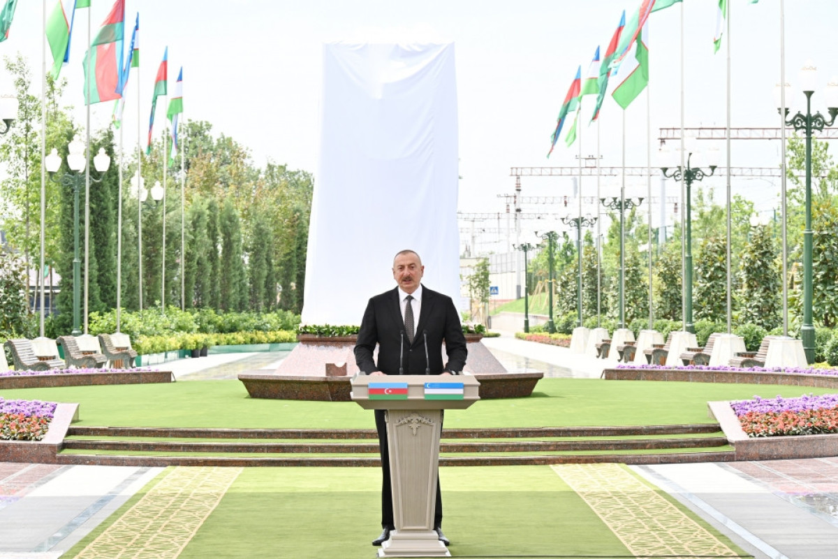 APA_English's tweet photo. President Ilham Aliyev: Heydar Aliyev aproached the Uzbek people with great love
#Azerrbaijan #Uzbekistan
https://t.co/ENpj7ypGz6 https://t.co/zAt5nNZcuc