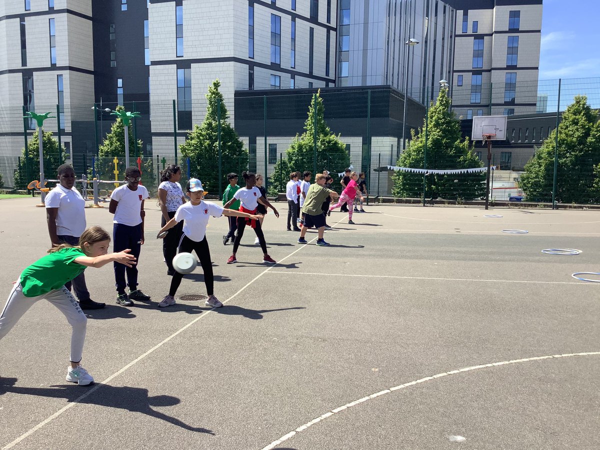 Sacred Heart Y6 tweet media