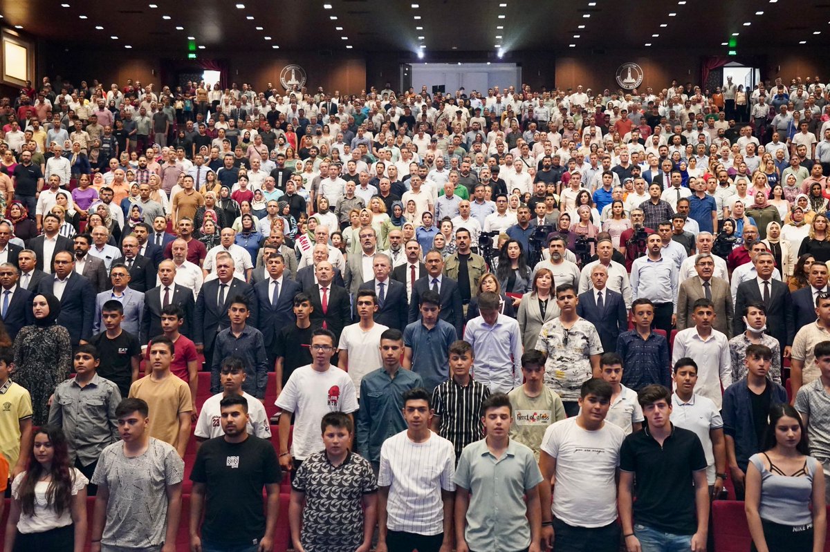 tcmeb's tweet photo. Gaziantep’te Gençlerin Mesleki Eğitimlerinin Desteklenmesi İçin İş Birliği Protokolü İmzalandı

Protokolle mesleki eğitim merkezlerine kayıtlı ve işletmede mesleki eğitime devam eden öğrencilerin ailelerine eğitim desteği verilmesi amaçlanıyor.

👉🏻 https://t.co/Ma2wtLzG5c https://t.co/3pf9NrwD6l