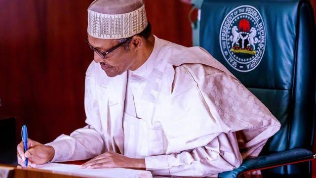 BREAKING: Motion Seeking To Override Buhari On Section 84(8) Rejected At Plenary
#Buhari #News #PresidentMuhammaduBuhari

fastnewsng.com/bmotion-seekin…