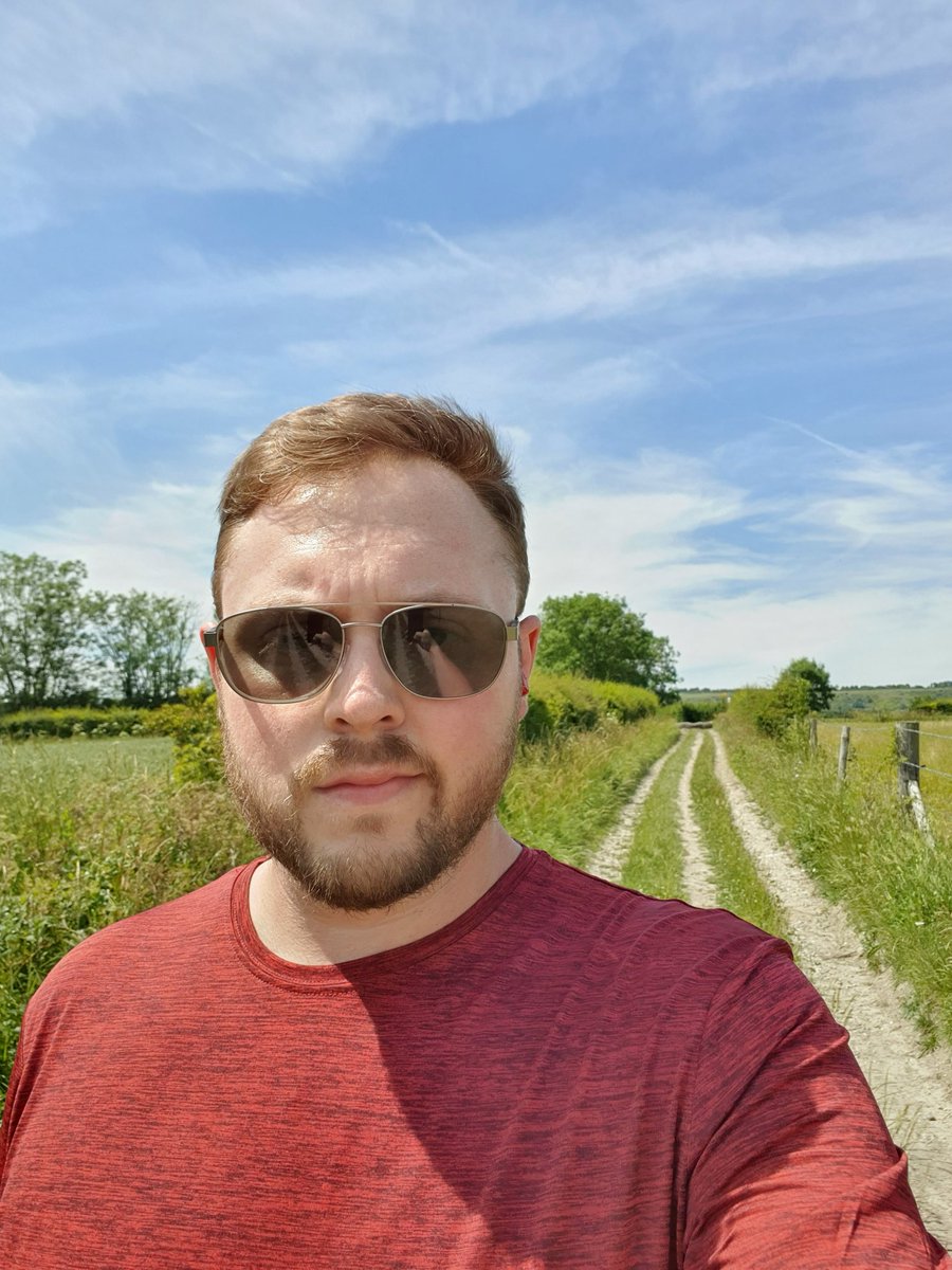 Jordan3Bit's tweet image. Sun is really beating down for today's outdoor activities,let's hope I don't become a lobster!