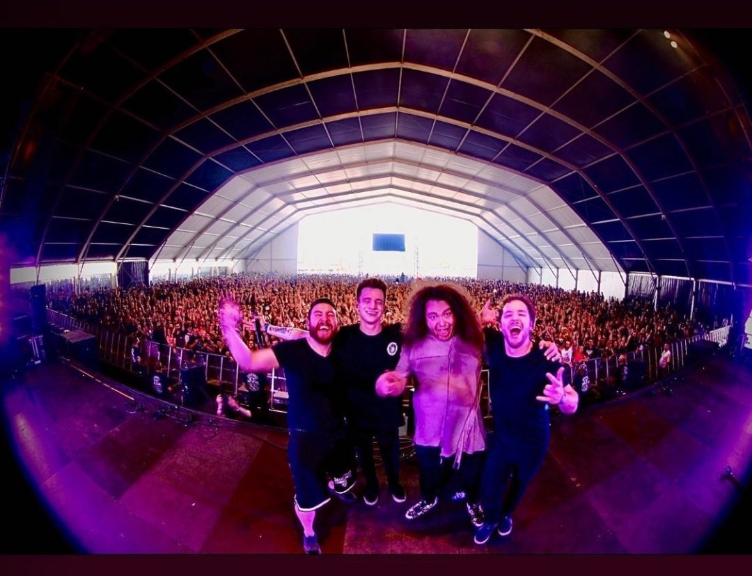 BlackSerpentCo's tweet photo. The always awesome Andy Cizek from Monuments rocking the devil girl tee for his show at Hellfest this past weekend! https://t.co/Cn5SNG77im