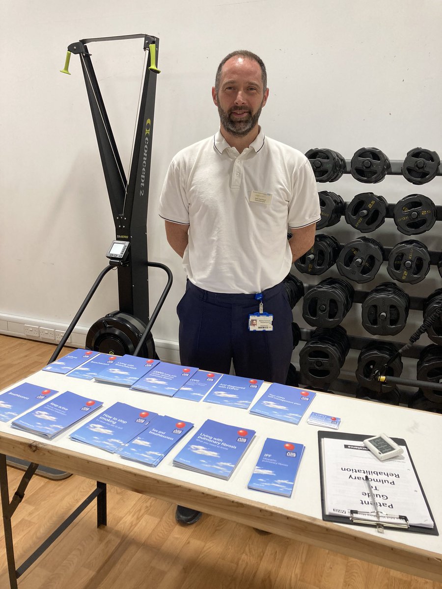 #PulmonaryRehab Awareness Week Day 2. Meet Senior Physiotherapist <a href="/mattfearnhead11/">Matt Fearnhead</a>, resistance band enthusiast. 
“Strength training enables patients to improve functional ability!” 
<a href="/MidYorkshireNHS/">Mid Yorkshire Teaching NHS Trust</a> <a href="/prwukee/">Pulmonary Rehab Awareness (pulmonaryrehab@bluesky)</a> <a href="/CSPYorksHumber/">CSP Yorks & Humber</a> @theACPRC @NHSWakefieldCCG @BTSRespiratory <a href="/asthmalunguk/">Asthma + Lung UK</a>