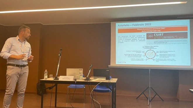 Le raccomandazioni CSIRT incluse in un contesto più ampio di controlli e best practices! #ITASEC22 #CyberSecurity #FrameworkCrossWalker
<a href="/ilgraz/">Graziano Specchierla</a> <a href="/ITASEC_Conf/">ITASEC</a> @Exprivia_Italy

itasec.it