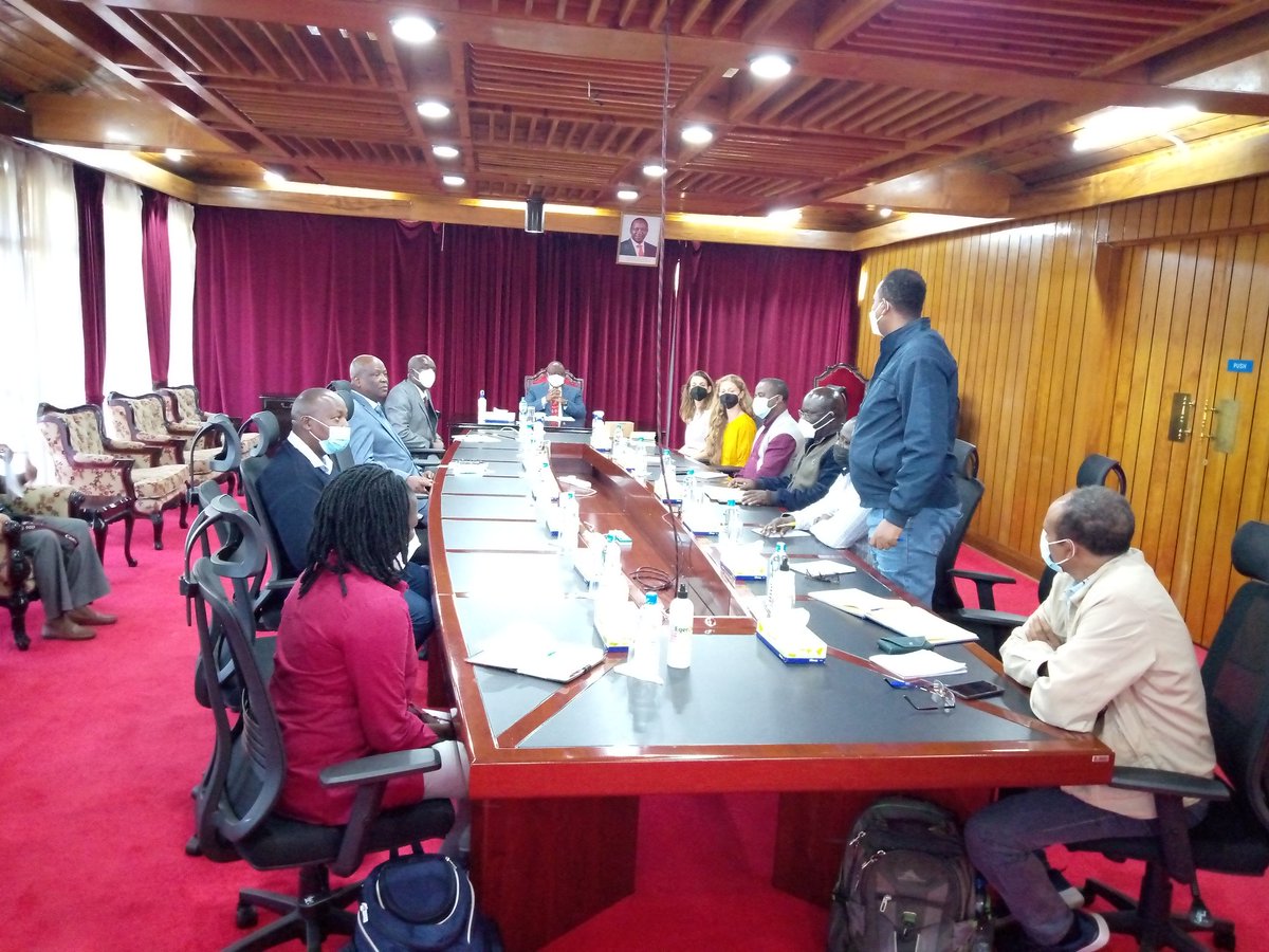 nakuru_lab's tweet photo. Earlier today, The Nakuru Living lab and the  REFOOTURE partners from other countries paid a courtesy visit to Egerton University VC Professor Kibwage at his office and later proceeded to COELIB center for an introduction meeting. 
@egertonunikenya
@CoELIB_Egerton
@refooture https://t.co/hixFIKVyj1