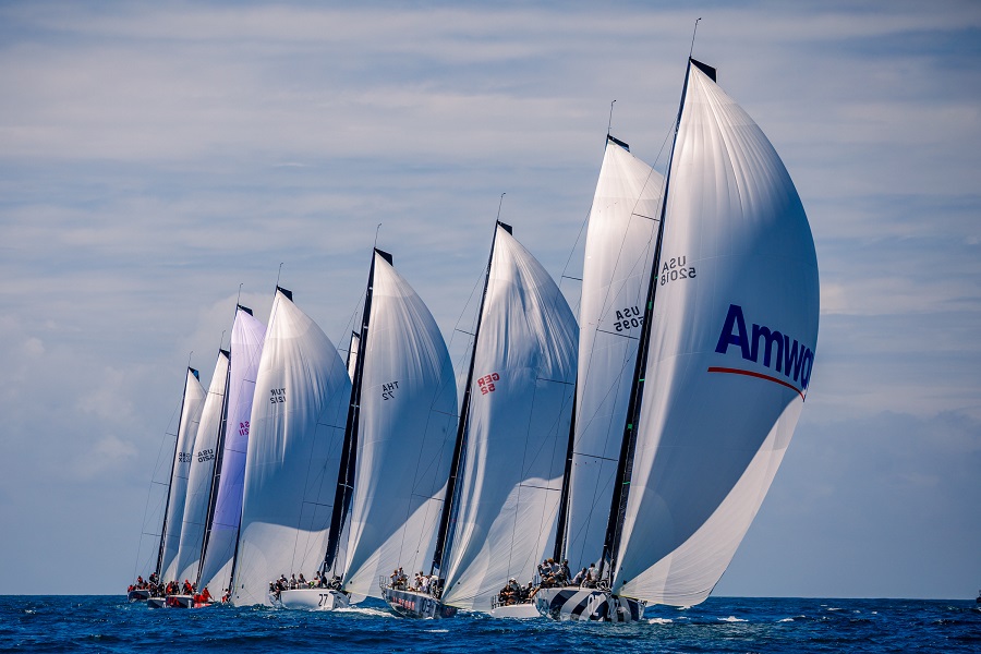 ⛵️ #Vela #Sailing <a href="/quantumracing/">Quantum Racing</a>  hace valer su consistencia en #Cascais. El barco americano es el primer líder del <a href="/ROLEX/">ROLEX</a> TP52 World Championship en un primer día de <a href="/52SUPERSERIES/">52 SUPER SERIES</a> en el que ganan las mangas Alegre y Sled thornado.es/quantum-hace-v…