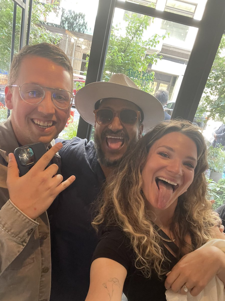 Anna McNaught tweet media